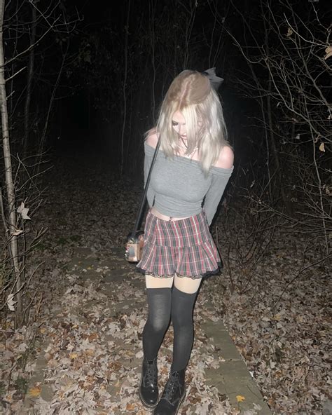 5 Steps to Understand Ashley Scarr's Leaked Story