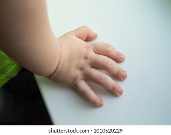 Child Hand Showing Five Fingers Stock Illustrations 61 Child Hand Showing Five Fingers Stock