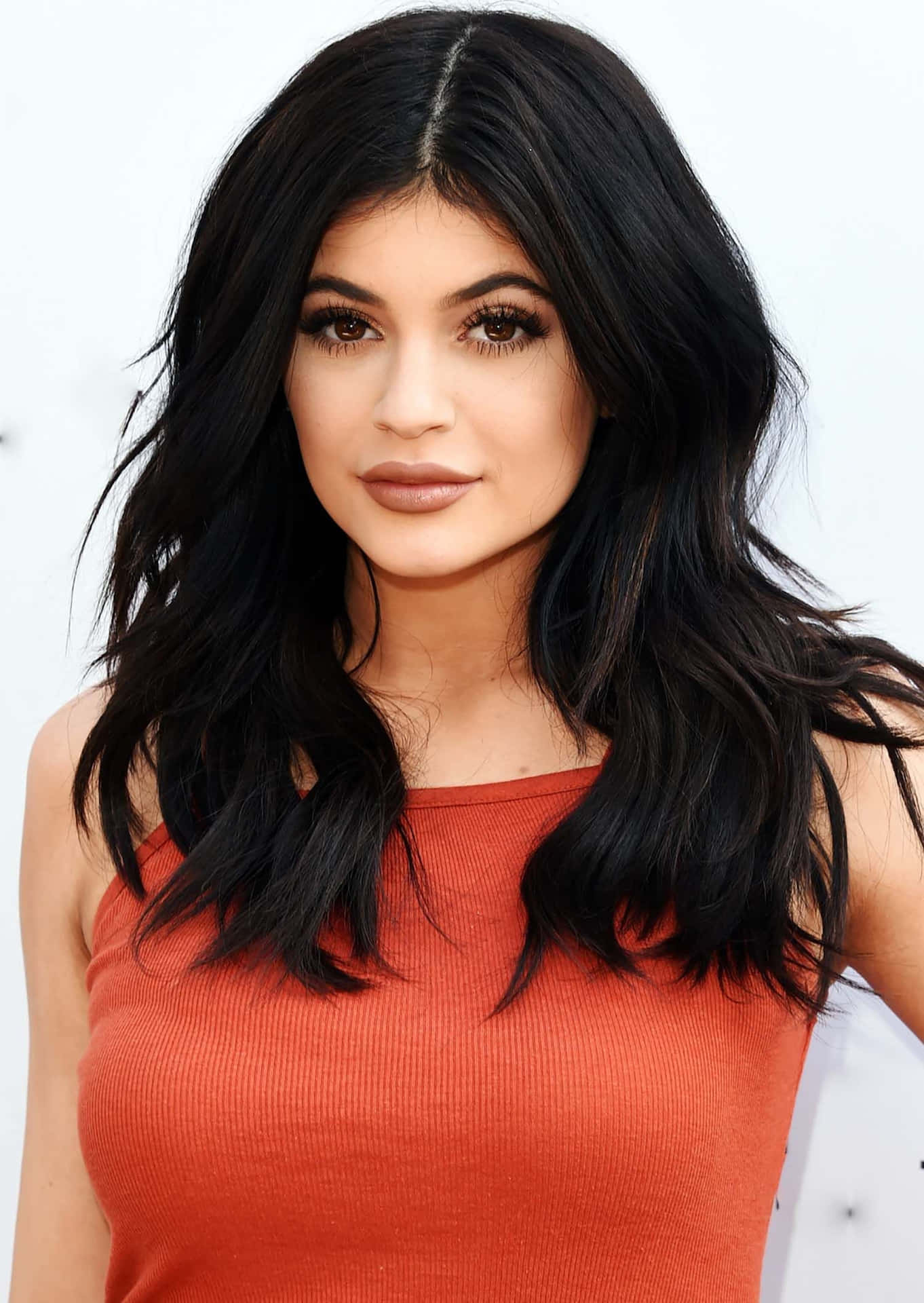Download Kylie Jenner Done Up In Head To Toe Glam Wallpapers Com
