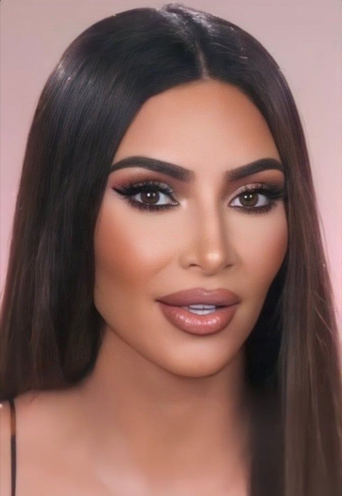 Pin By Nelli Brown On Makeup Kardashian Hair Kim Kardashian Hair