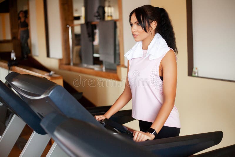 Step Saiba Tudo Sobre Exerc Cio Famoso Nas Academias Suplementos Brasil