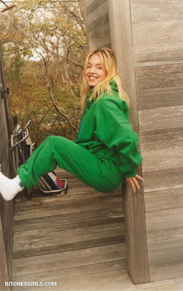 Sydney Sweeney's Leaked Nudes: A Review