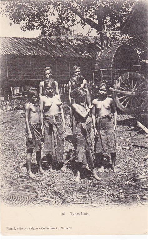 The Nude Scene: 7 Vietnamese Insights